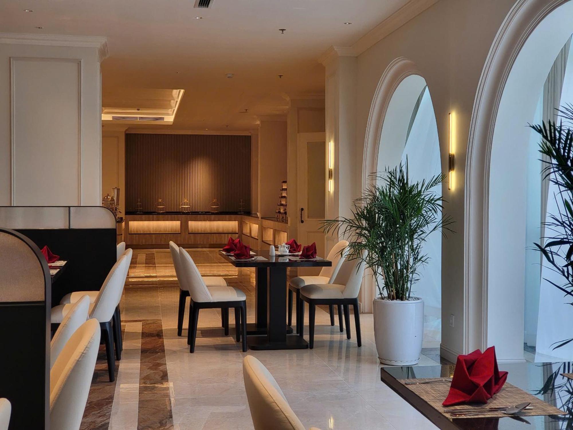 Cosmo Stars Hotel Bac Lieu Dış mekan fotoğraf