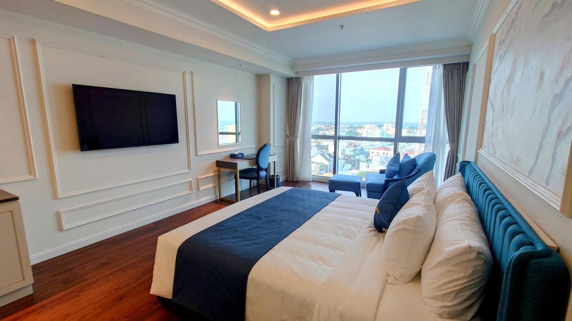 Cosmo Stars Hotel Bac Lieu Dış mekan fotoğraf
