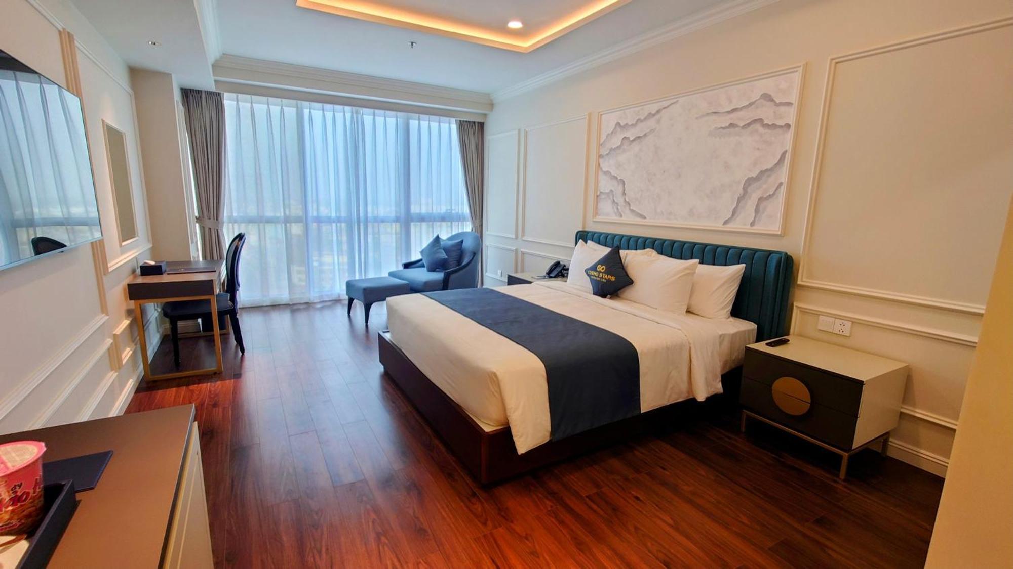 Cosmo Stars Hotel Bac Lieu Dış mekan fotoğraf
